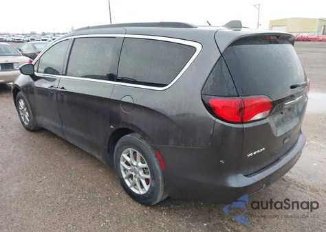 2020 Chrysler Voyager Lxi z USA, uszkodzony, nr VIN 2C4RC1DG2LR144686